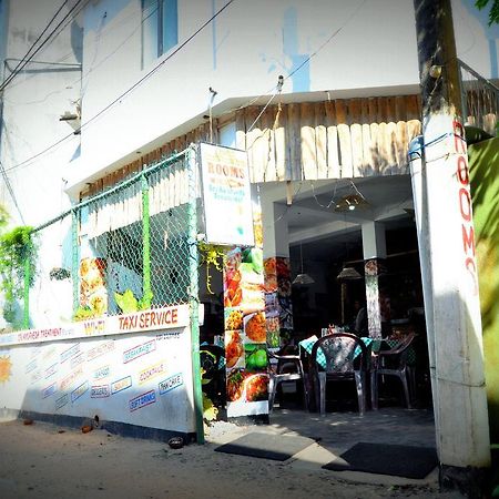 Marshal Beach Guesthouse ネゴンボ エクステリア 写真